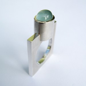 Ring by goldsmith Eva Dorney  evadorney.com