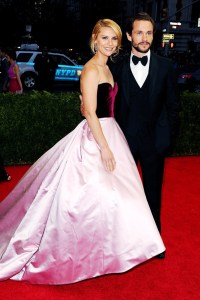 claire-danes-hugh-dancy-vogue-6may14-pa_b_592x888