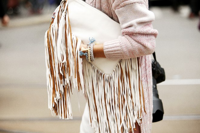 Bag Fringe Street Style