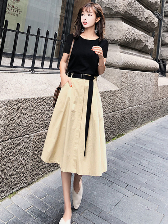 midi skirt tshirt